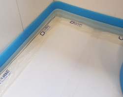 Samolepiaci dilatačný pás s fóliou 10/150 / 25m