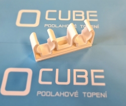 Dvojúchytka pre rúrky 16 mm